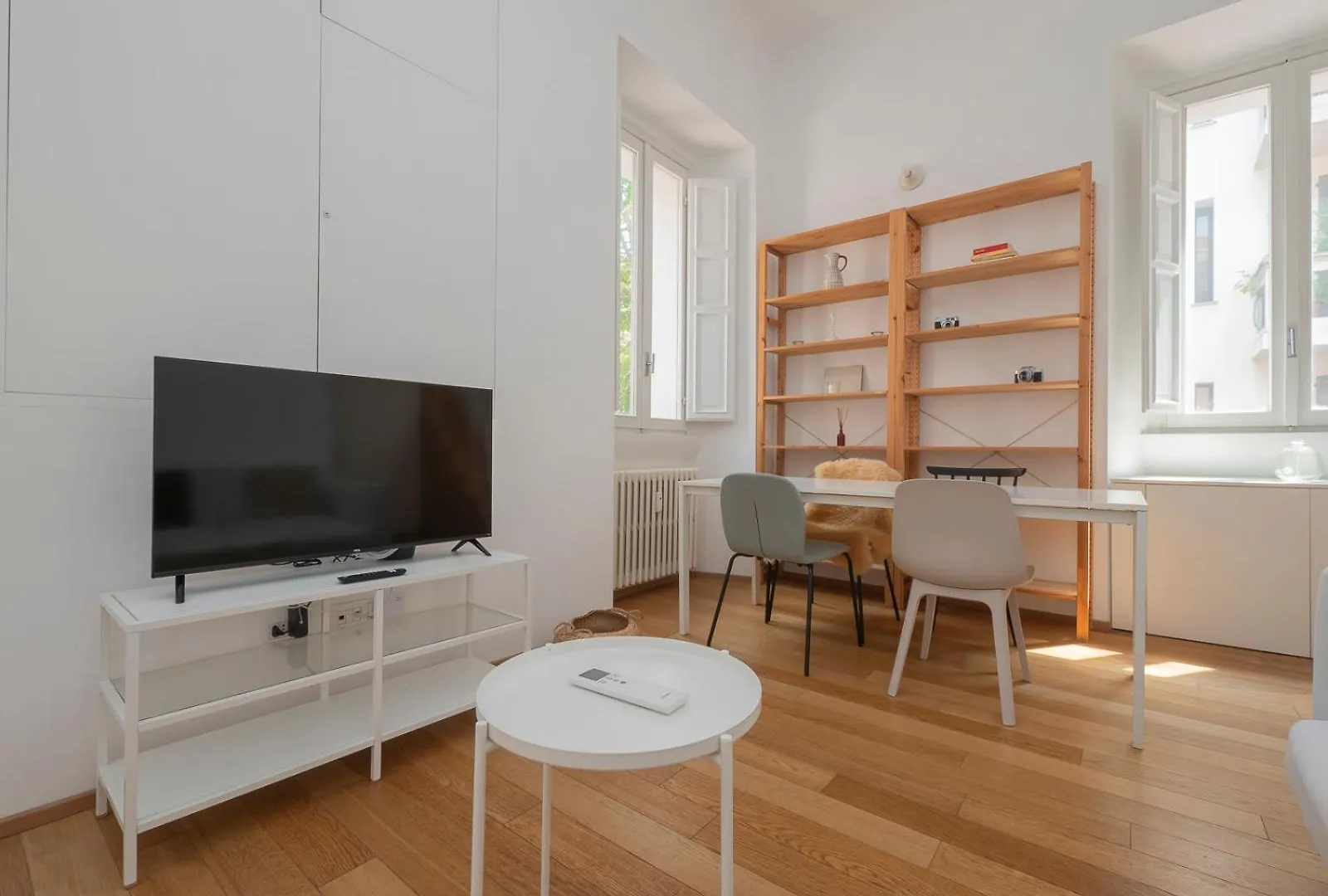 Xenia Apartments - Attic Studio Apartment In Chinatown Milaan Italië